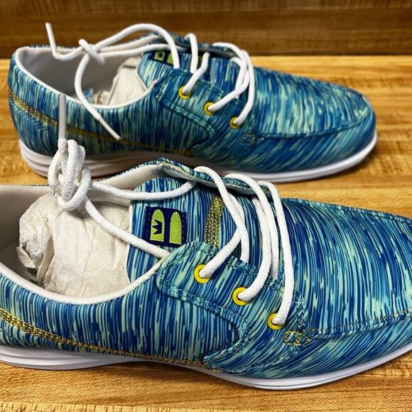 Brunswick Karma Chameleon Women’s Bowling Shoes Size 7.5 - Picture 2 of 5